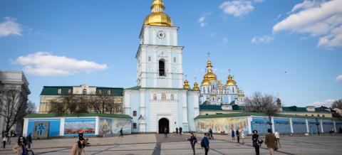 Pyhän Mikaelin kultakupolinen luostari Kiovassa.