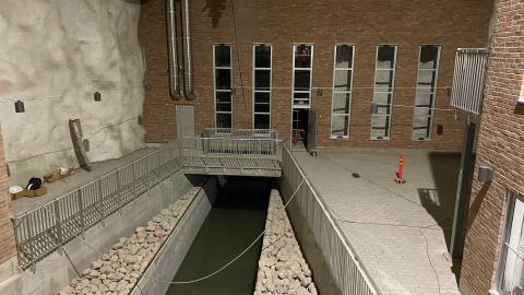 Sulkavuoren jäteveden puhdistamon sisätilaa.