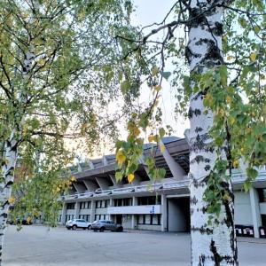 Tampereen stadionin ja liikuntapalvelujen sisäänkäynti.