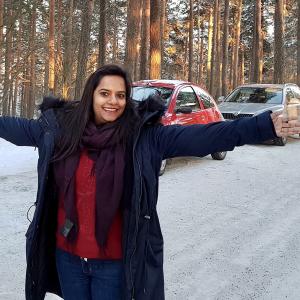Tampere Talent Ambassador Shruti Mittal on a snowy road