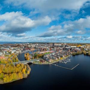 Syksyinen ilmakuva Tampereen keskustasta