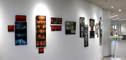 Sarjakuvataidetta Metson näyttelytilassa.