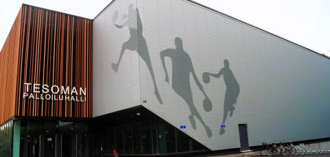 Tesoman palloiluhallin sisäänkäynti.
