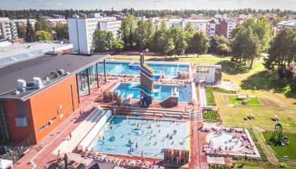 Maauimala ilmasta kuvattuna.