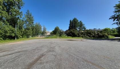 Pelikenttä Pahalammenpuistossa.