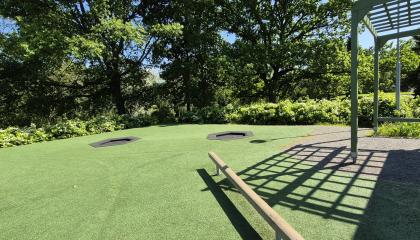 Vihiojanpuiston leikkipuisto.