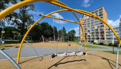 Pellervonpuiston leikkipaikka.