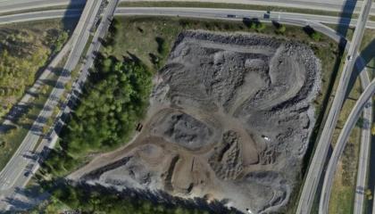 Lakalaivan kierrätysalue ilmakuvassa.