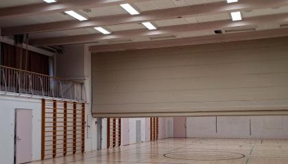Liikuntasali tyhjillään