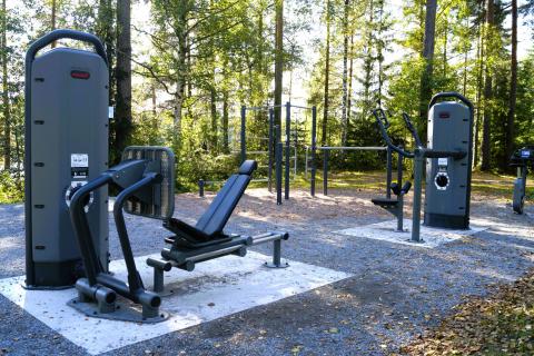 The new outdoor gym on the Suolijärvi beach.