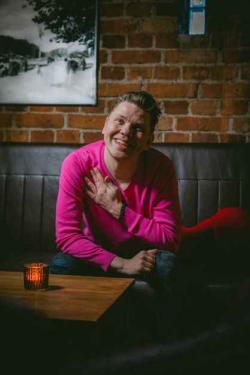 kouluvalmentaja Jari Uutela